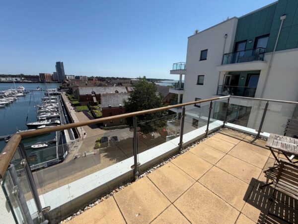 Colbalt Quarter, Maritime Walk, Ocean Village, Southampton, SO14 3JY