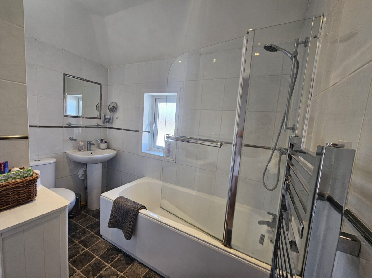 Lumsden Avenue, Shirley, Southampton, SO15 5EJ