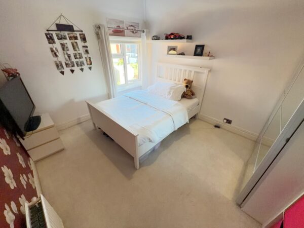 Lumsden Avenue, Shirley, Southampton, SO15 5EJ