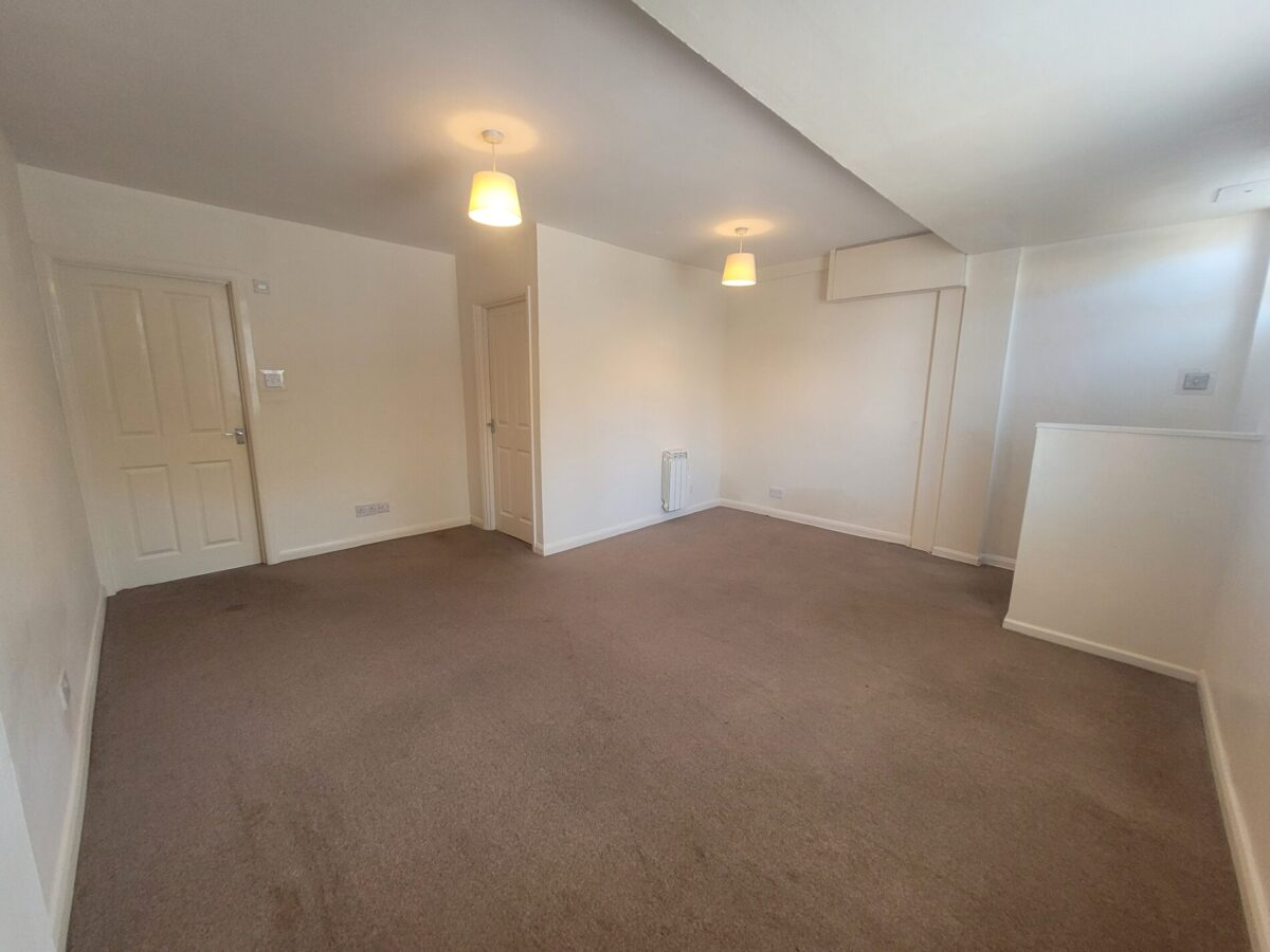 Shirley Road, Shirley, Southampton, SO15 3FG