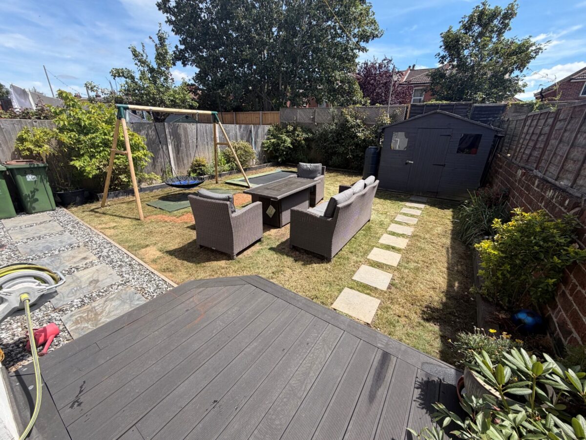 Lumsden Avenue, Shirley, Southampton, SO15 5EJ
