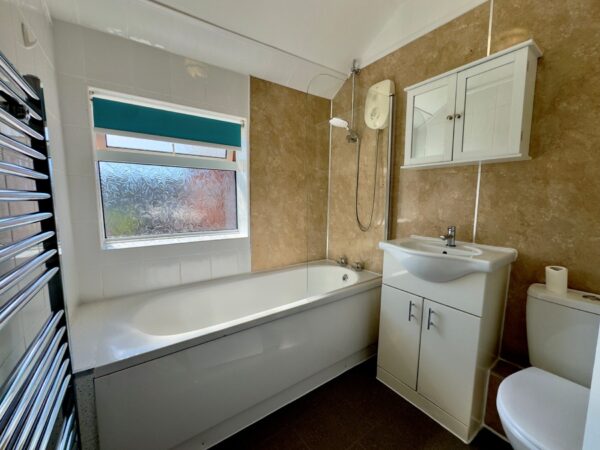 Roselands Gardens, Highfield, Southampton, SO17 1QJ