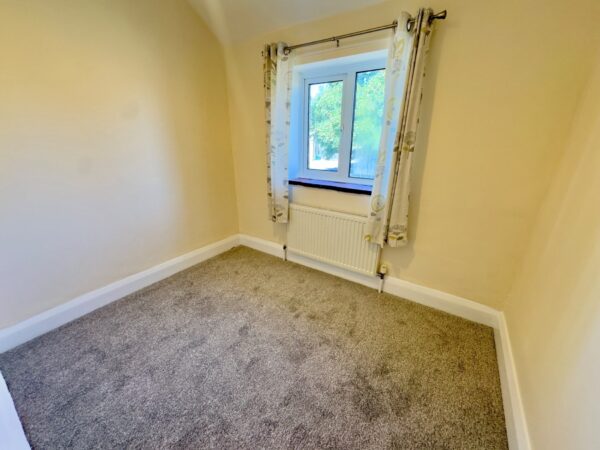 Roselands Gardens, Highfield, Southampton, SO17 1QJ