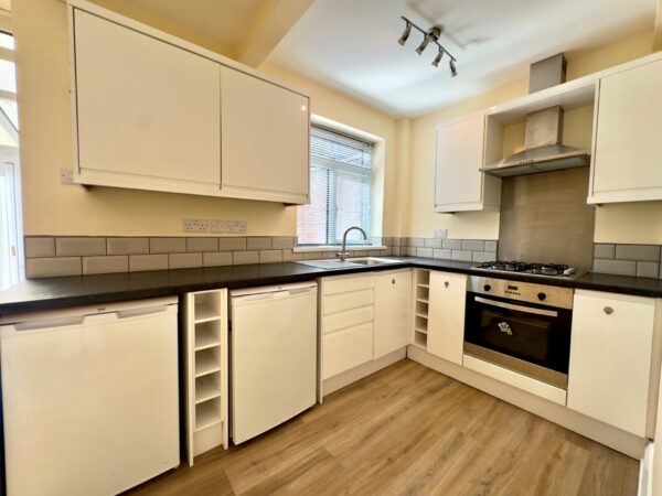 Roselands Gardens, Highfield, Southampton, SO17 1QJ