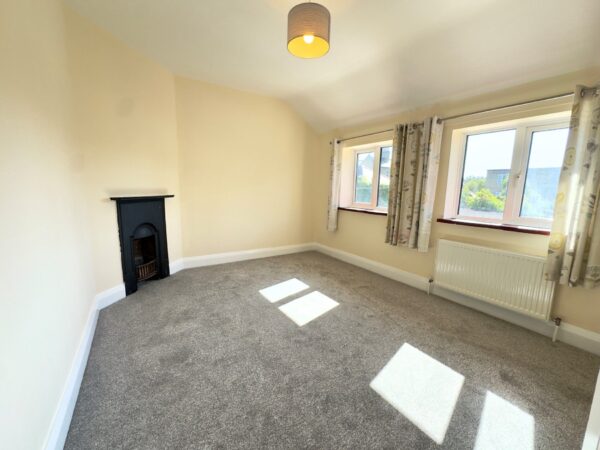 Roselands Gardens, Highfield, Southampton, SO17 1QJ