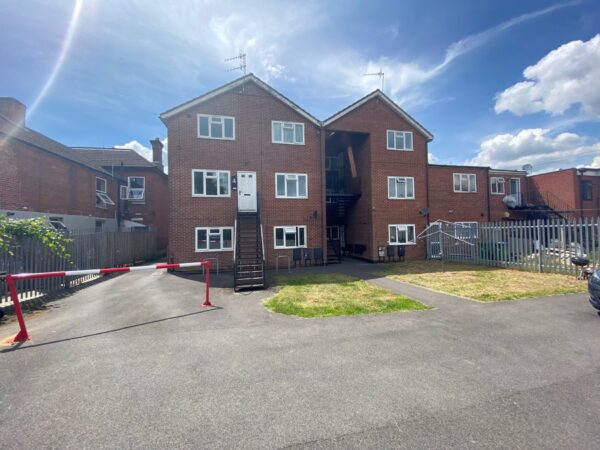 Shirley Road, Shirley, Southampton, SO15 3FG