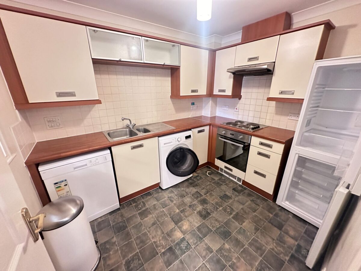 Wallace Court, The Dell, Banister Park, Southampton, SO15 2PX