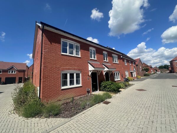 Gatekeeper Hill, Curbridge, Southampton, SO30 2BL