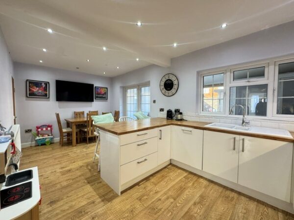 Cherwell Crescent, Millbrook, Southampton