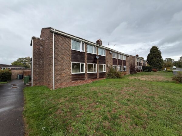 Ashdown Road, Hiltingbury, Chandlers Ford, SO53 5QZ